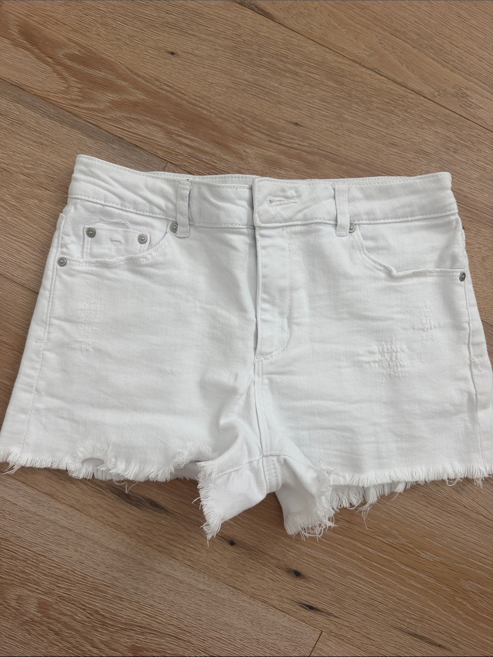 Tractr White Frayed Hem Denim Shorts